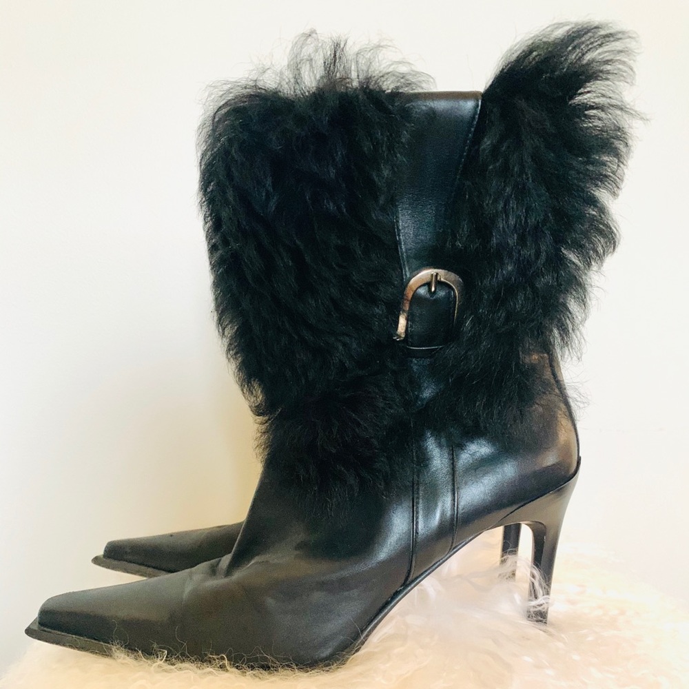 DONALD J PLINER Black Faux Fur Boots Sz 9